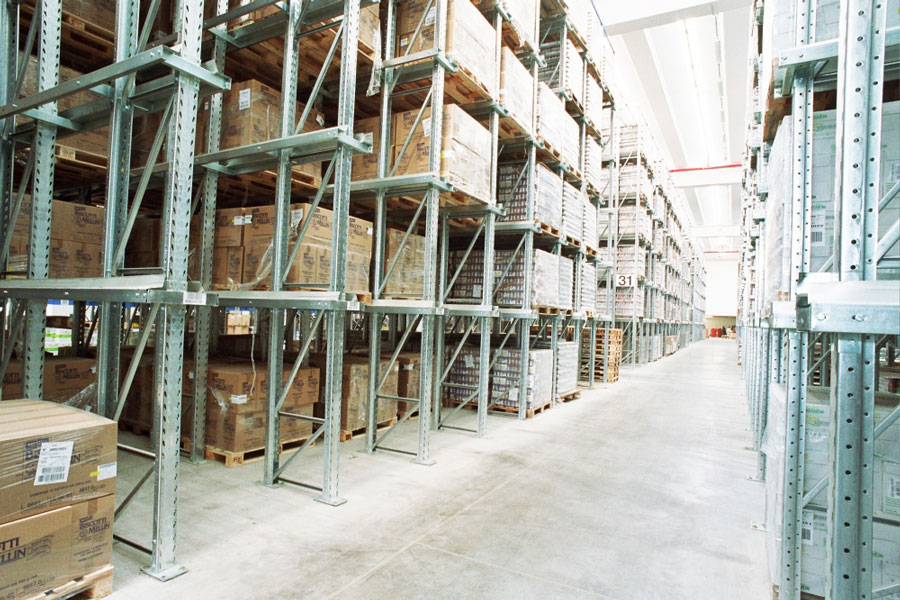 rafturi pentru depozitare paletizata drive in